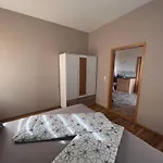 An Der Linde Apartment